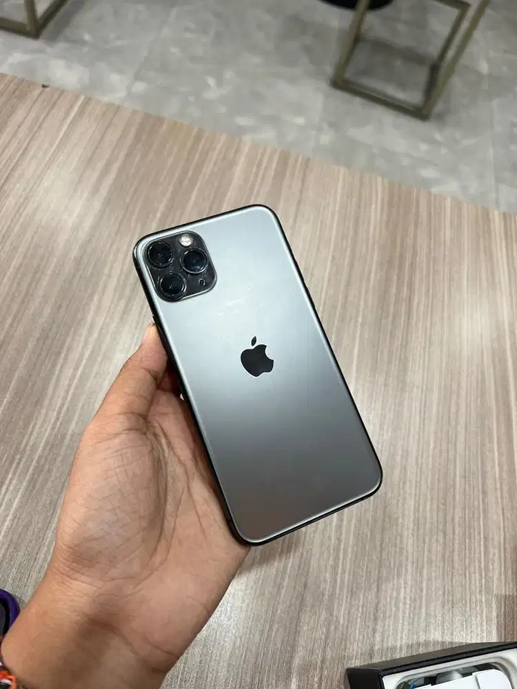 iphone 11pro 64gray