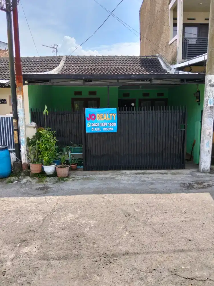 RUMAH DIJUAL, STRATEGIS, DEKAT TOL, SDH RENOV, BEBAS BANJIR