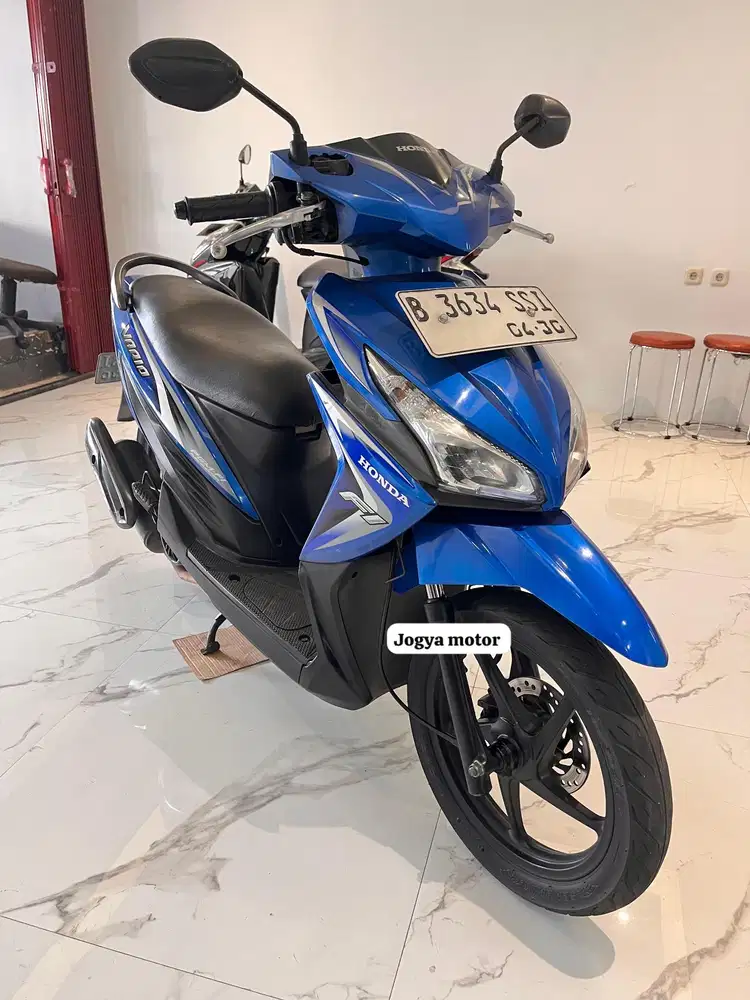(B) honda vario 110 cbs 2015 cash