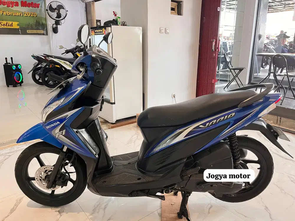 (B) honda vario 110 cbs 2015
