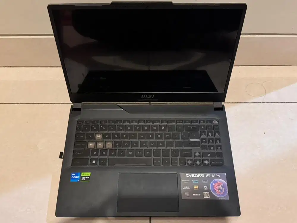 Laptop MSI Cyborg 15 A12V core i7 12650H, RTX 4060, 16GB DDR5 1TB NVME