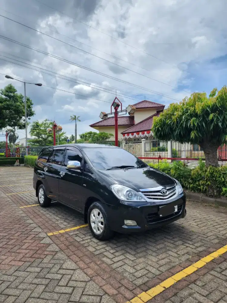 Toyota Kijang Inova 2.0 G AT 2009