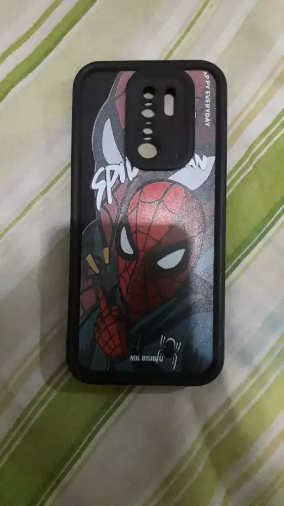 Softcase redmi 9 masih baru
