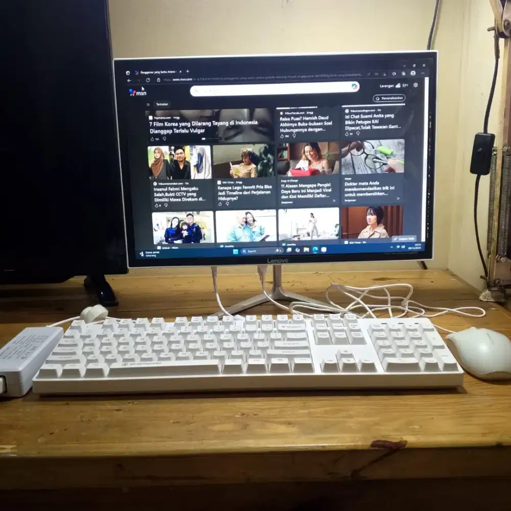 PC All In one 20 inch core i5 Ram 8 GB SSD 256 GB like new