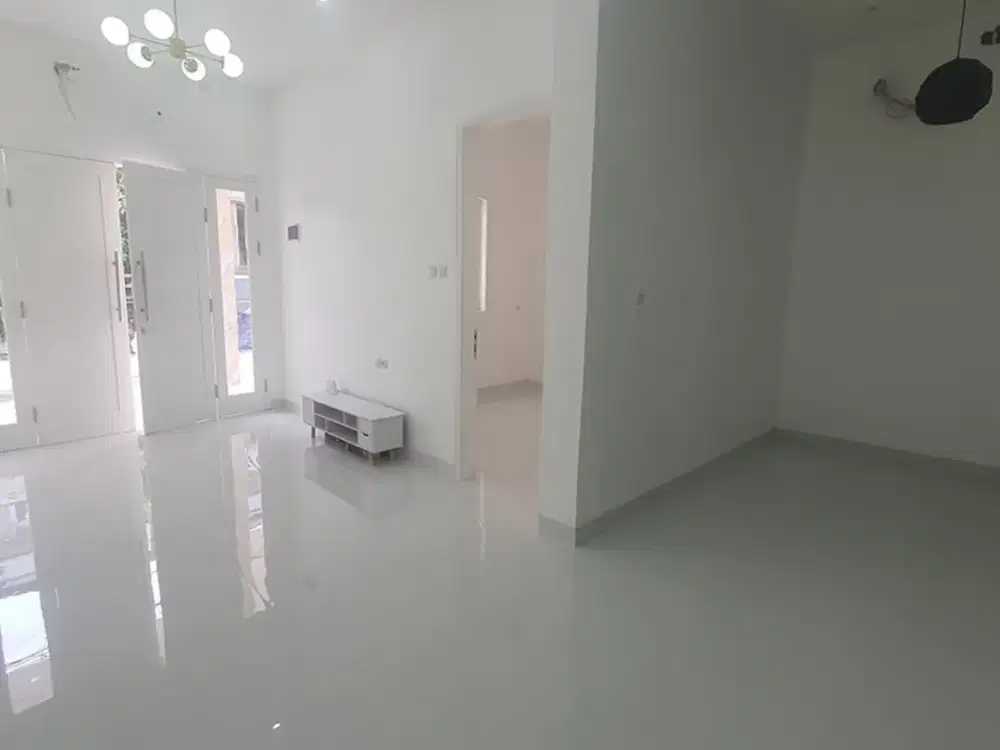 FOR SALE Rumah di Kencana Loka BSD City