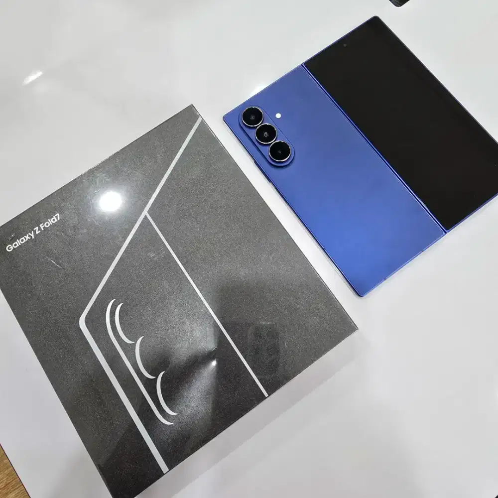 SAMSUNG GALAXY ZFOLD 7 FREE BUDS 2 PRO