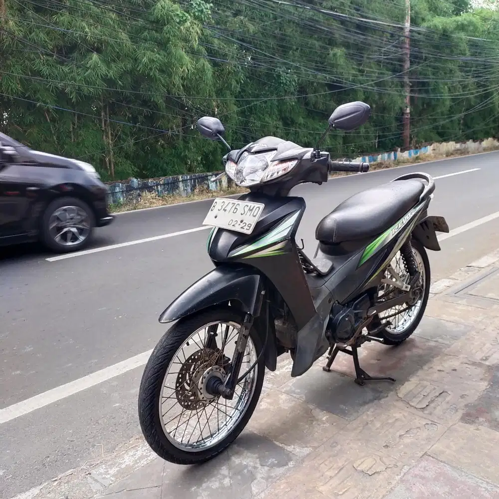 Honda Revo Fit 2013 Orisinil mesin Cakep Bagus Lengkap