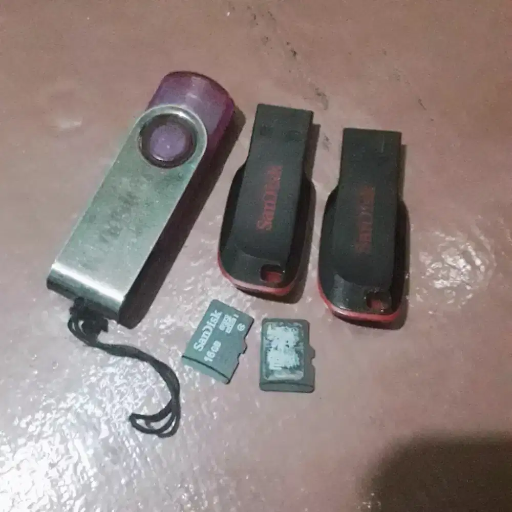 Memori card sandisk dan samsung