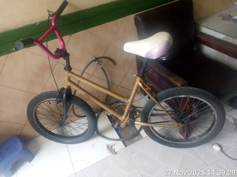 sepeda jadul mantap ukuran 20