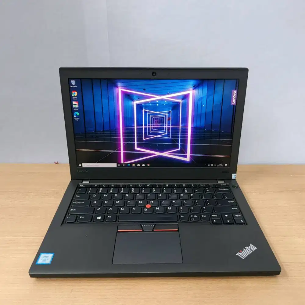 LENOVO THINKPAD x270 Touchscreen CORE I5 -6300U 8Gb Ram 256Gb SSD 12.5