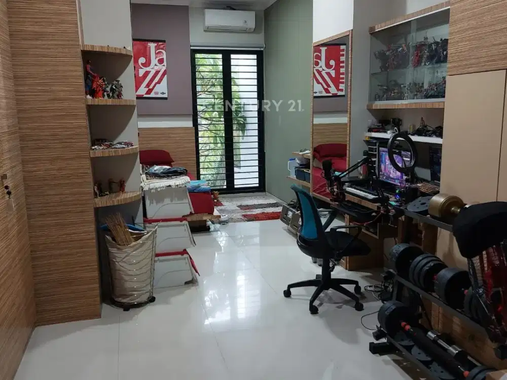 Rumah Siap Huni Di Jakarta Selatan Af17444