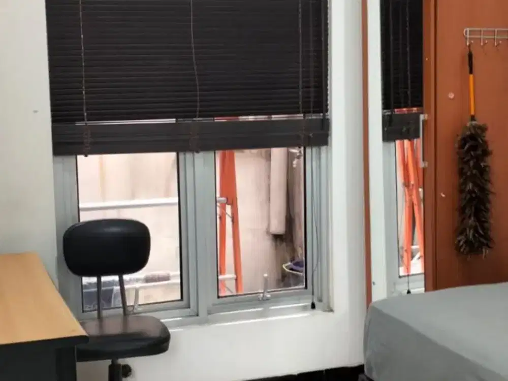 DISEWAKAN RUMAH FULL FURNISHD DI KOMPLEK PERUMAHAN BANYUMANIK SEMARANG