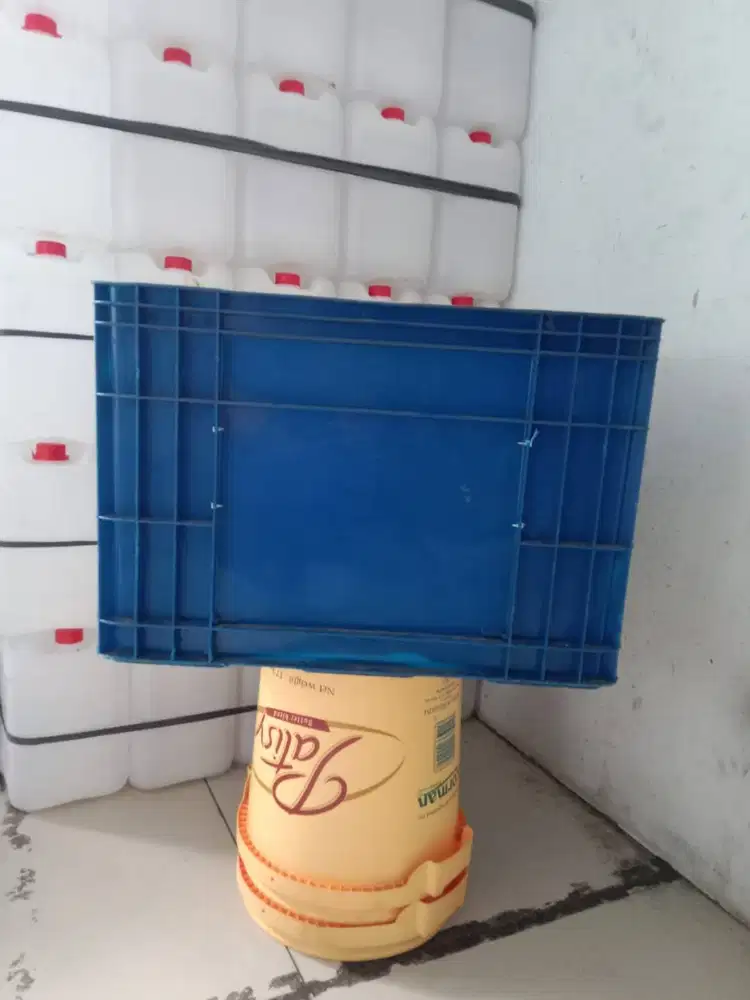 Bok Plastik Perkakas D564 EI