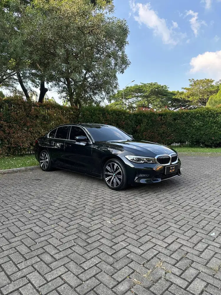 BMW 320i Sport 2022 NIK 2022