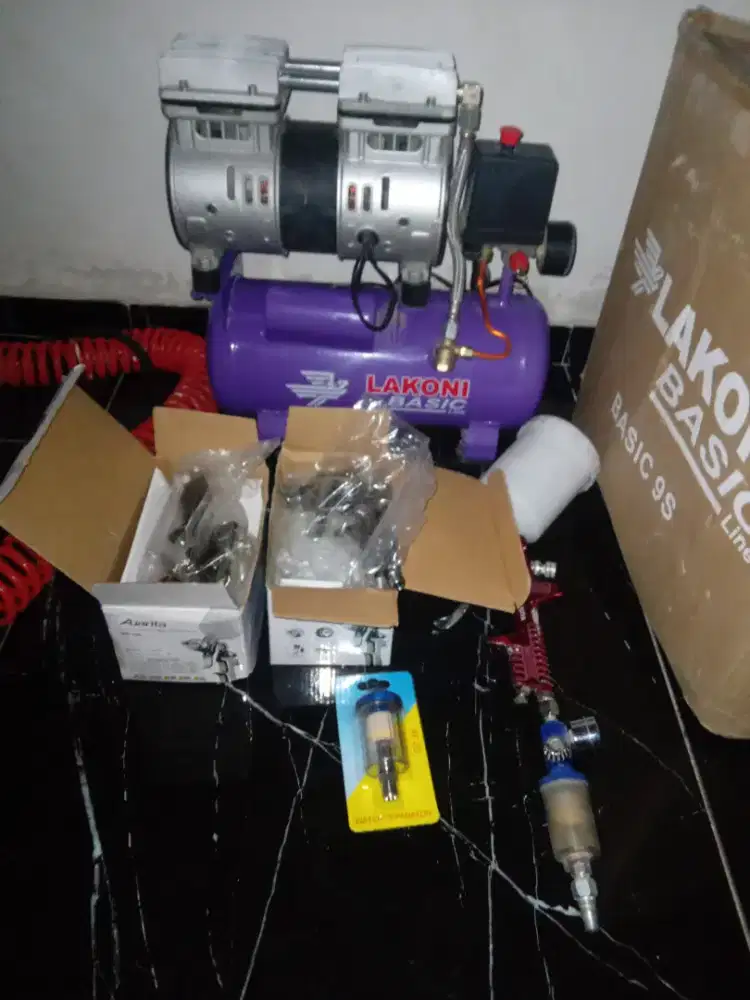 Kompressor angin lakoni basic 09s set