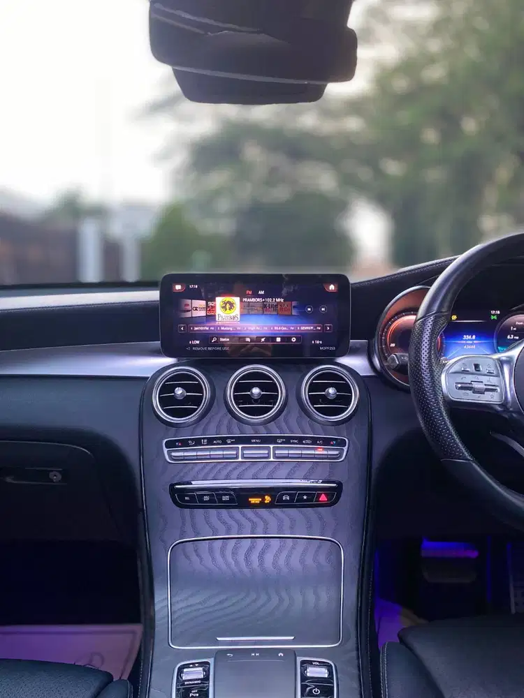 Mercy GLC200 AMG Line 2.0 AT 2020 Kredit TDP MINIM Data dibantu