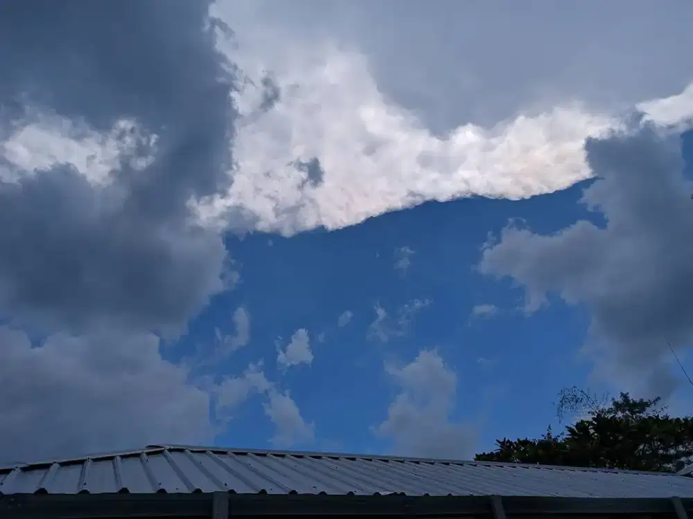 Pawang Hujan Profesional Surabaya – Jawa Timur – Seluruh Indonesia