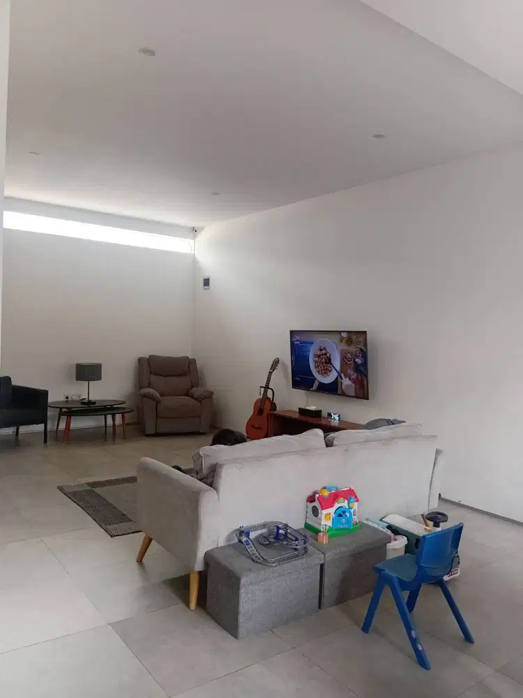 Dijual Rumah Tinggal Nyaman di Arcamanik Bandung Furnished