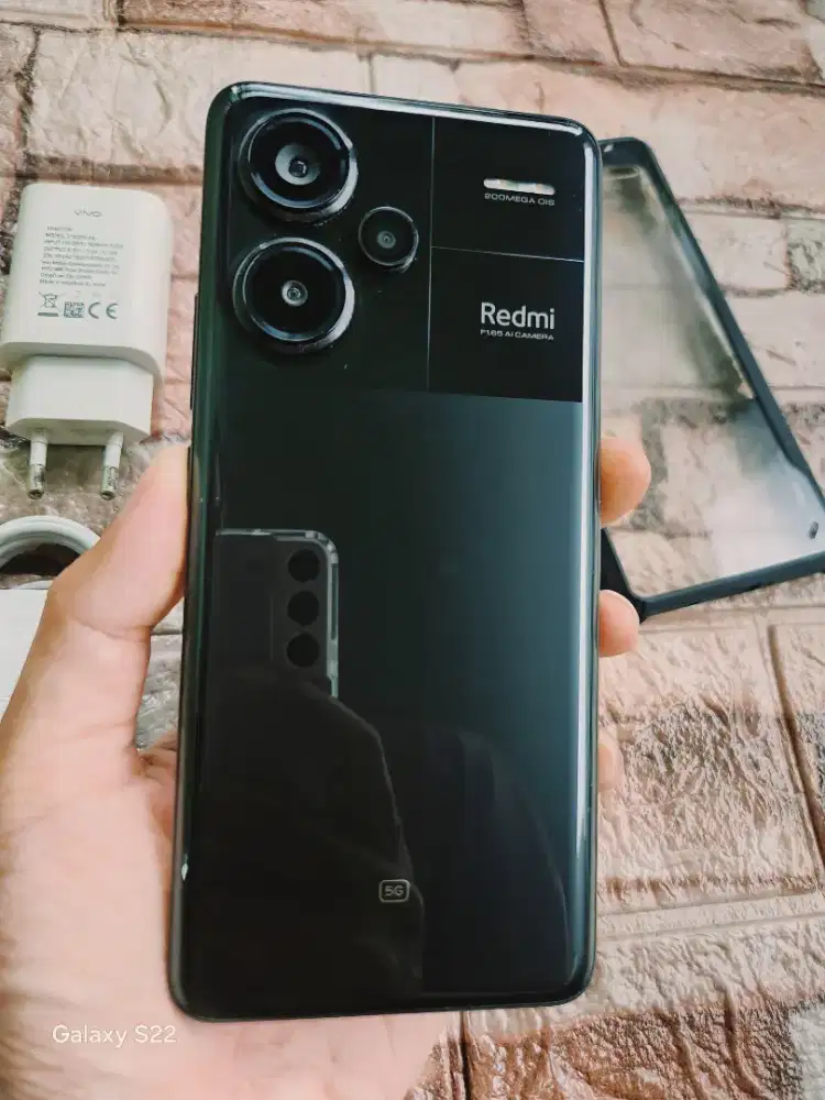 Redmi Note 13 Pro Plus (Ram 12/512) Mulus Nominus