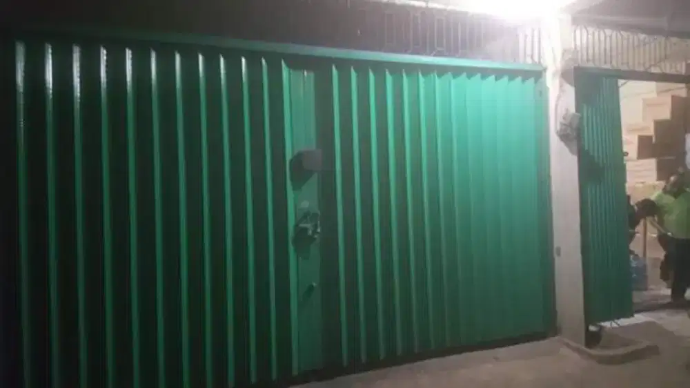 Servis dan renov pintu rolling door,kontruksi aja,teralis dll