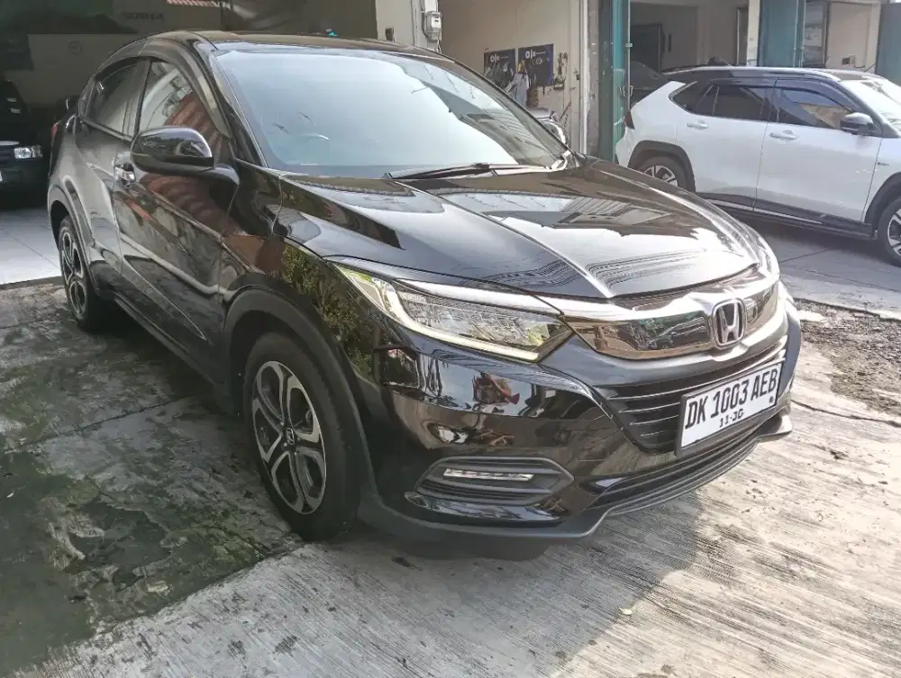 Honda HRV SE at 2020 Hitam, Automatic