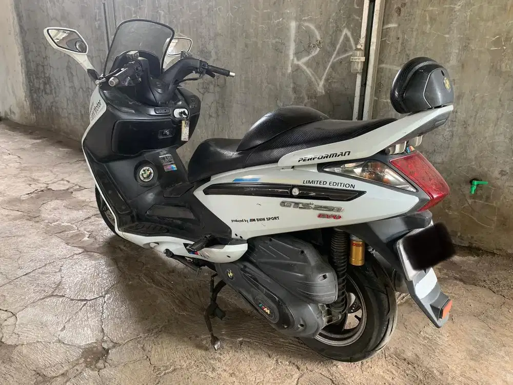 Dijual motor SYM GTS 250 EVO