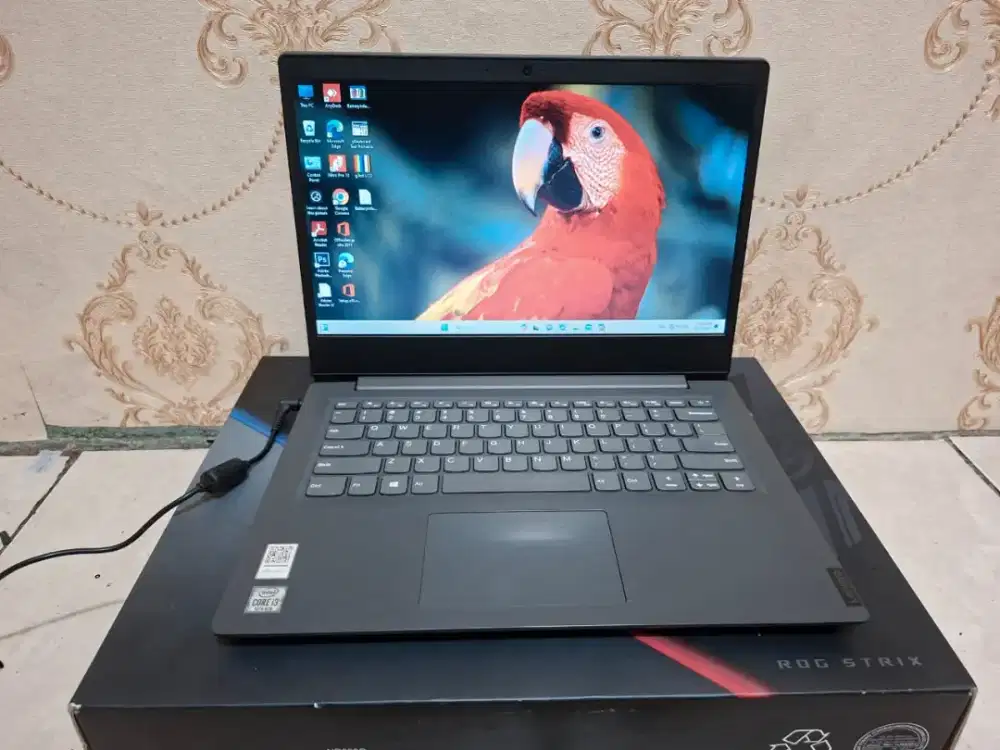 Laptop Lenovo Ideapad V14-ITL -CORE I3-1005G1 -4GB -SSD 256GB -MULUS