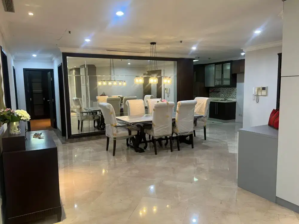 Disewa Apartemen Kusuma Chandra Uk 150 m² 3BR Brand NEw view pool at Jakarta Selatan
