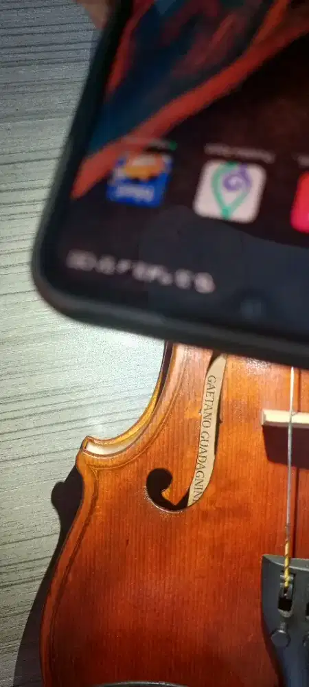 Biola Eropa tua Gaetano Guadagnini