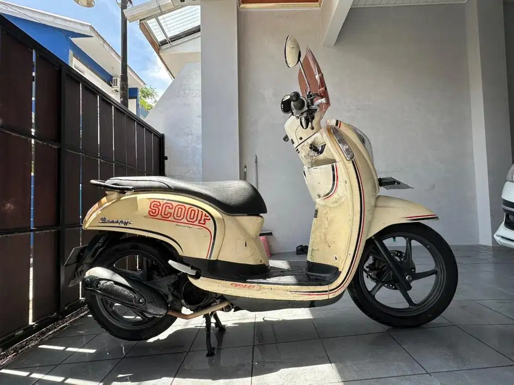 Honda Scoopy 2015