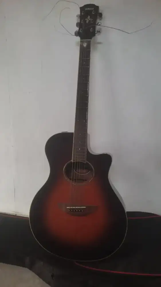 Jual gitar YAMAHA APX 600 ORI