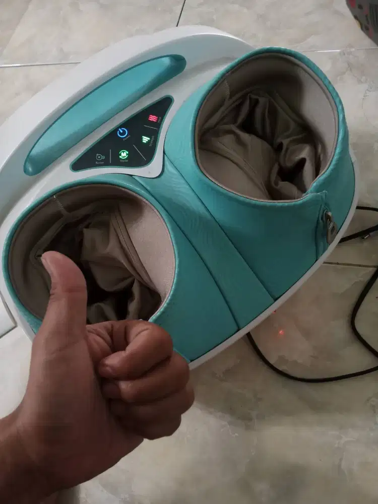 Alat terapi Neo foot dream HS8891