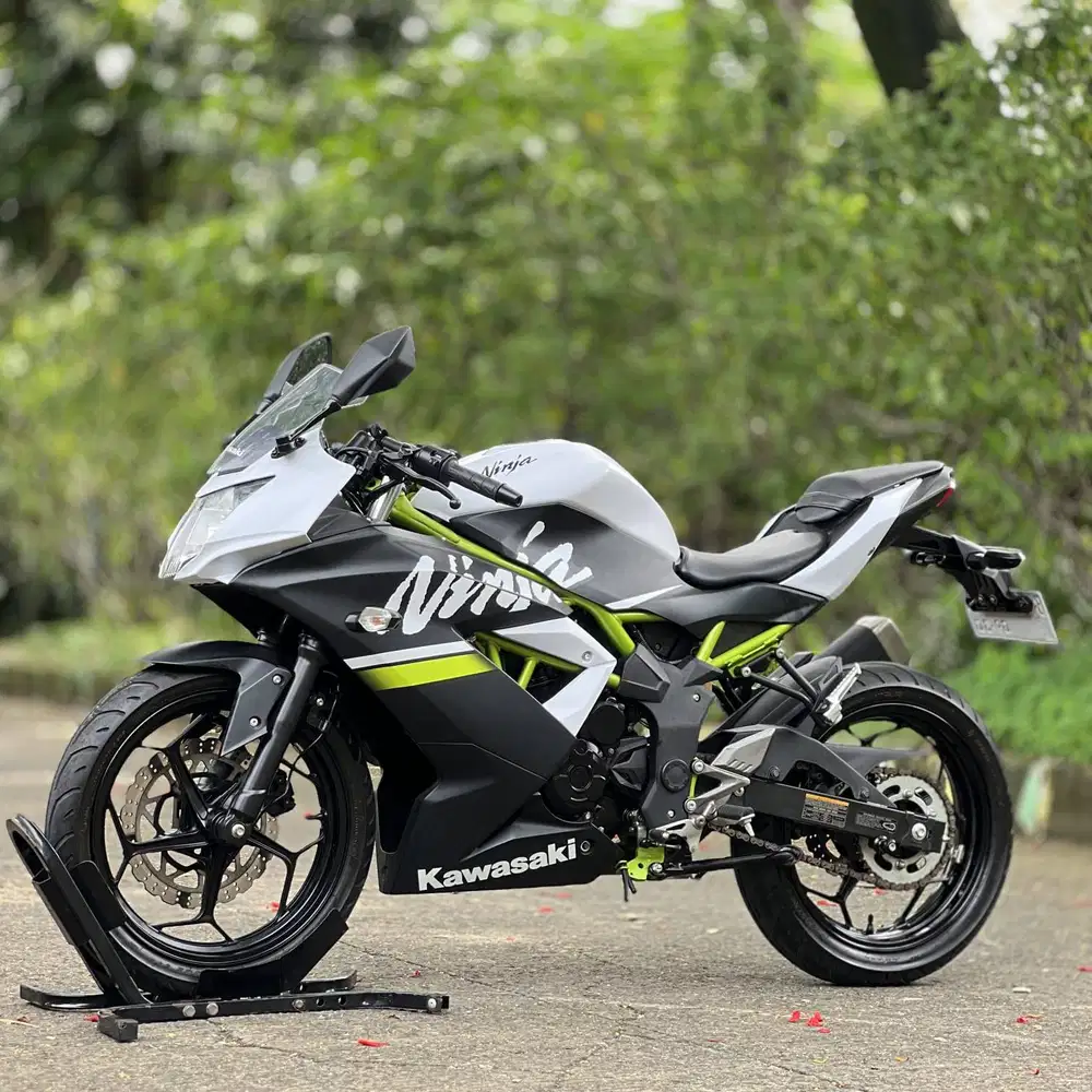 KAWASAKI NINJA MONO 250 SL 2019 PUTIH KM 2K PAJAK PANJANG KAYAK BARU