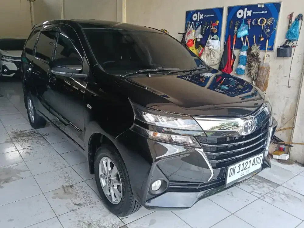 Avanza G 1,3 manual 2021 hitam