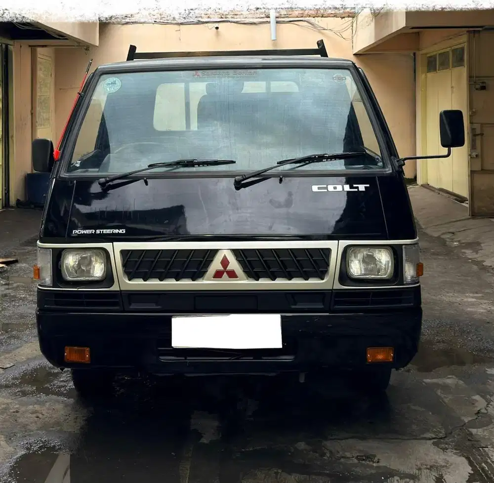 L 300 pick up Tahun 2012