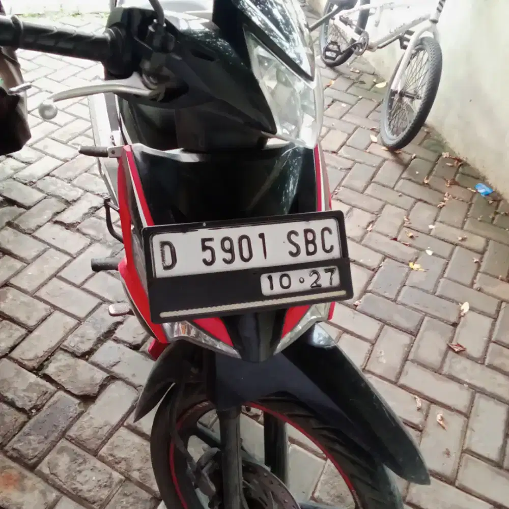 Dijual motor Supra 125 x 2017