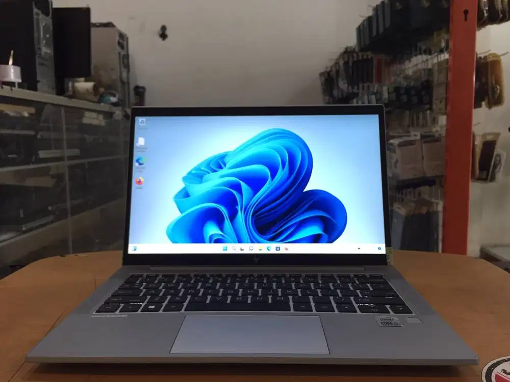 Laptop HP Elitebook 830 G7 Core i7Gen10 Ram 16GB SSD 256GB Slim Mulus