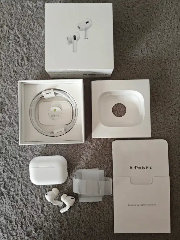AirPods Pro (2nd Gen) - MagSafe (USB-C)