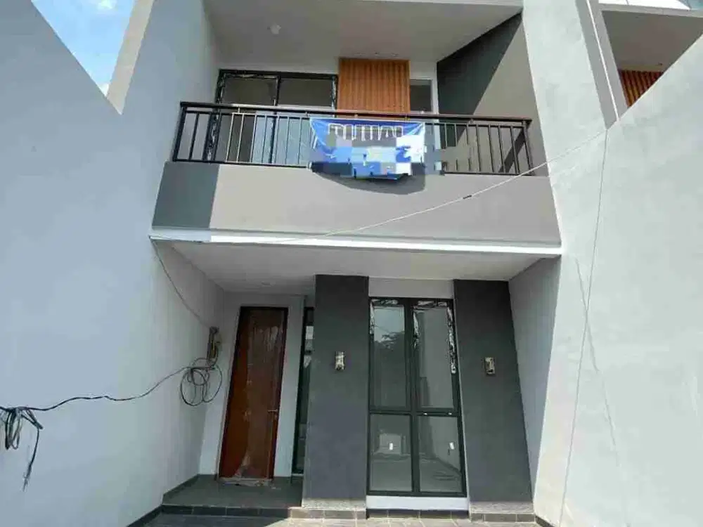 DIJUAL RUMAH MODERN LOKASI TENANG NYAMAN DI MERUYA JAKARTA BARAT