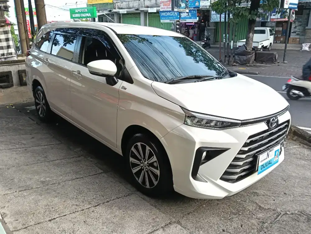 Toyota Avanza G manual 2024 putih