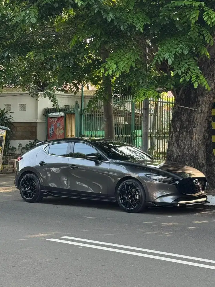 MAZDA 3 HB MACHINE GREY