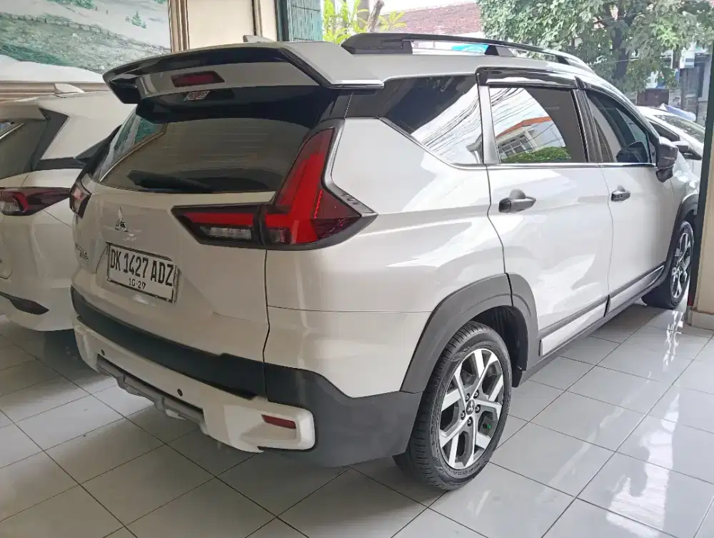 New Xpander Cross Premium 2022 putih, Automatic