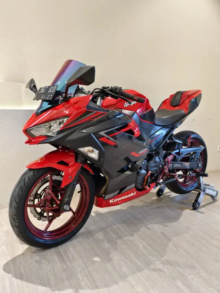 Kawasaki new ninja 250 red