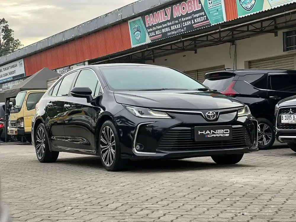 [TDP 5jt] Corolla Altis 1.8 V AT 2020 Hitam Black Sedan Matic MURAH