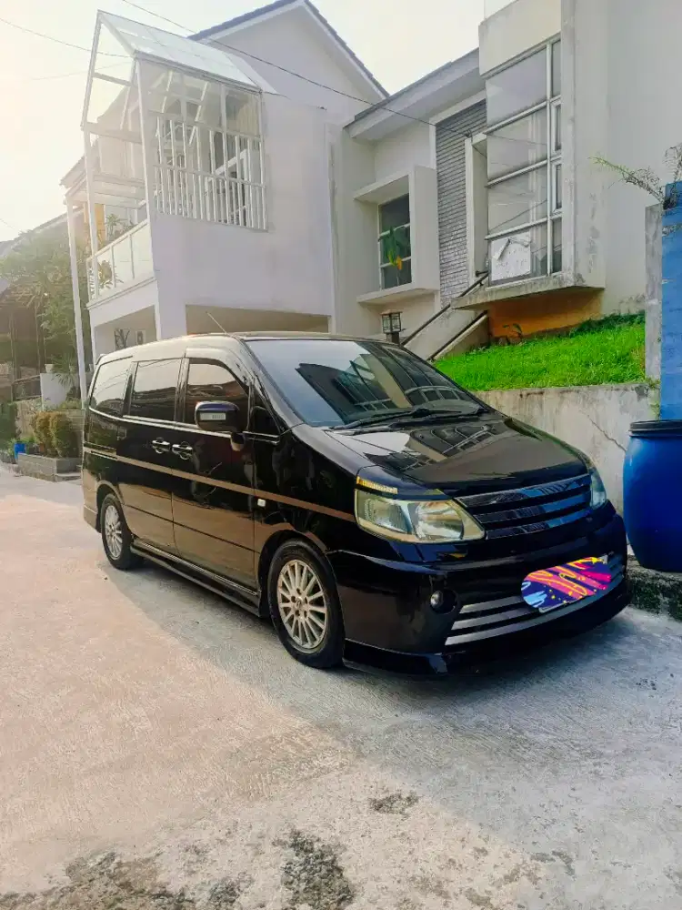 Nissan Serena HWS AUTECH 2010