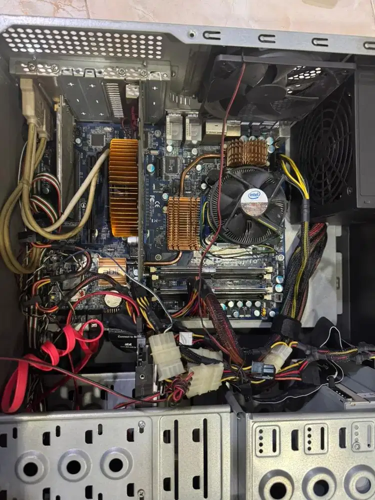 Pc rakitan ex pemakaian sendiri