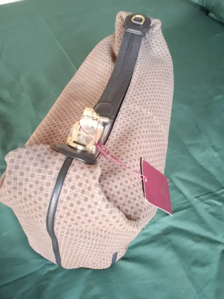 TAS AIGNER ASLI  BARU KOLEKSI PRIBADI