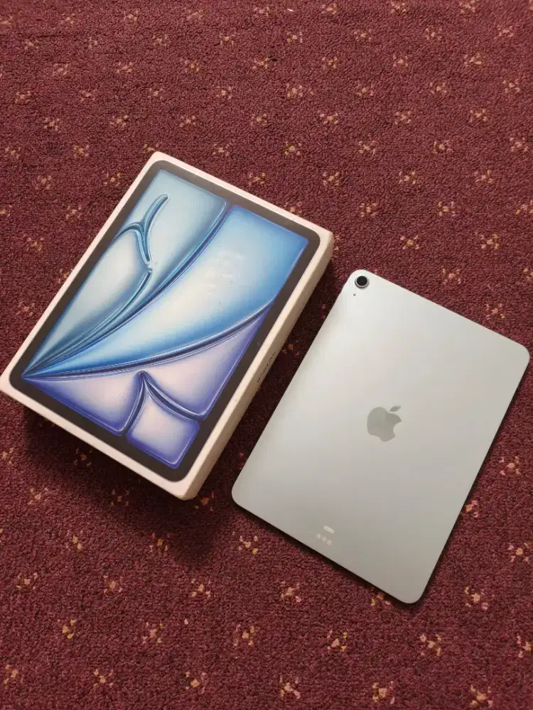 Ipad air 7 M3 128GB Wifi Only ibox garansi oktober 2026