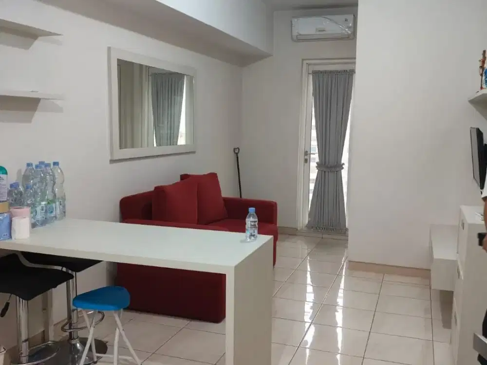 Dijual unit 2 Bedroom Apartemen Springlake Summarecon Bekasi Tower Caldesia Furnished Lokasi Sangat Strategis