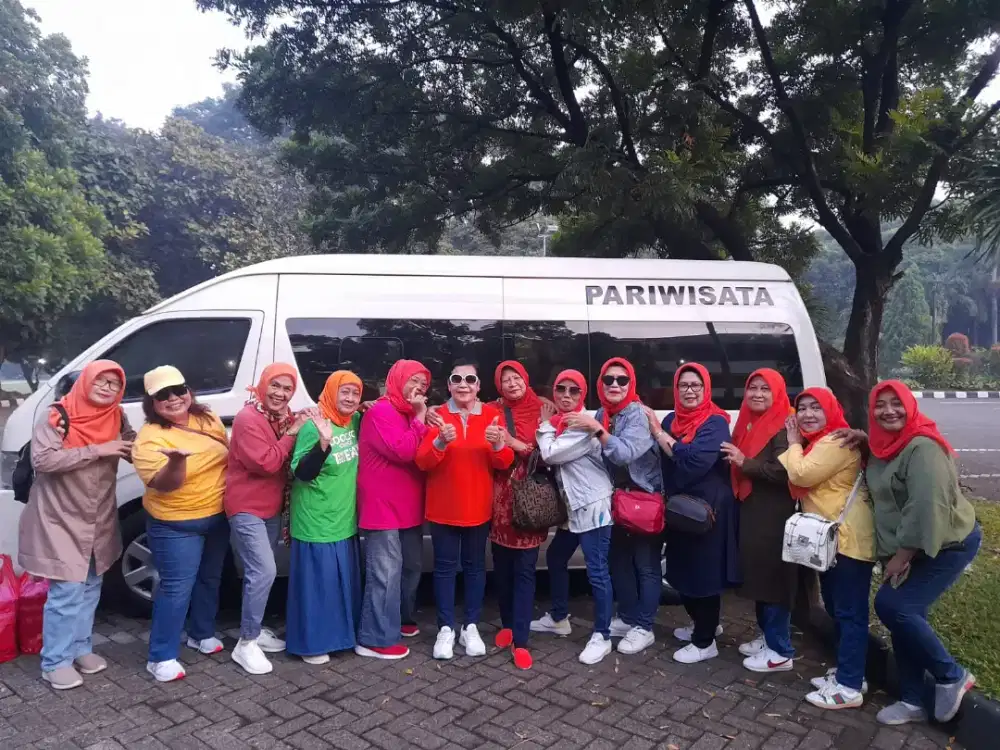 Sewa Isuzu ELF ( Long ) dan Toyota HIACE murah area JADETABEK